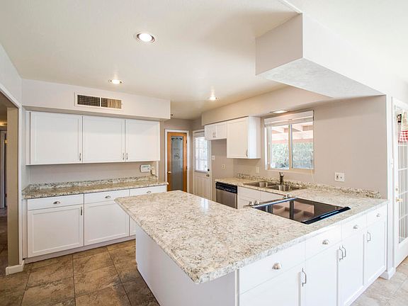 3rd image of 8501 E Turney Ave