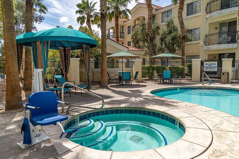 1 bed, 1.0 bath, $1,650 — Photo 4
