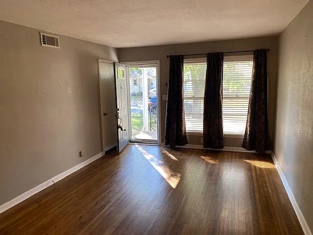 2 bed, 782 sqft, $1,195 — Photo 4