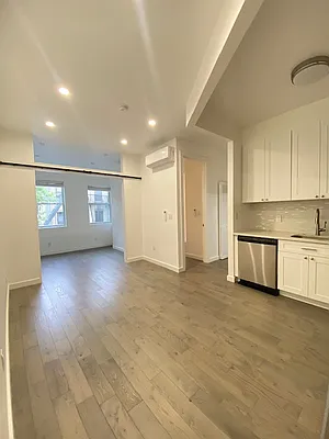 Rented by Peerless Properties Corp | media 3