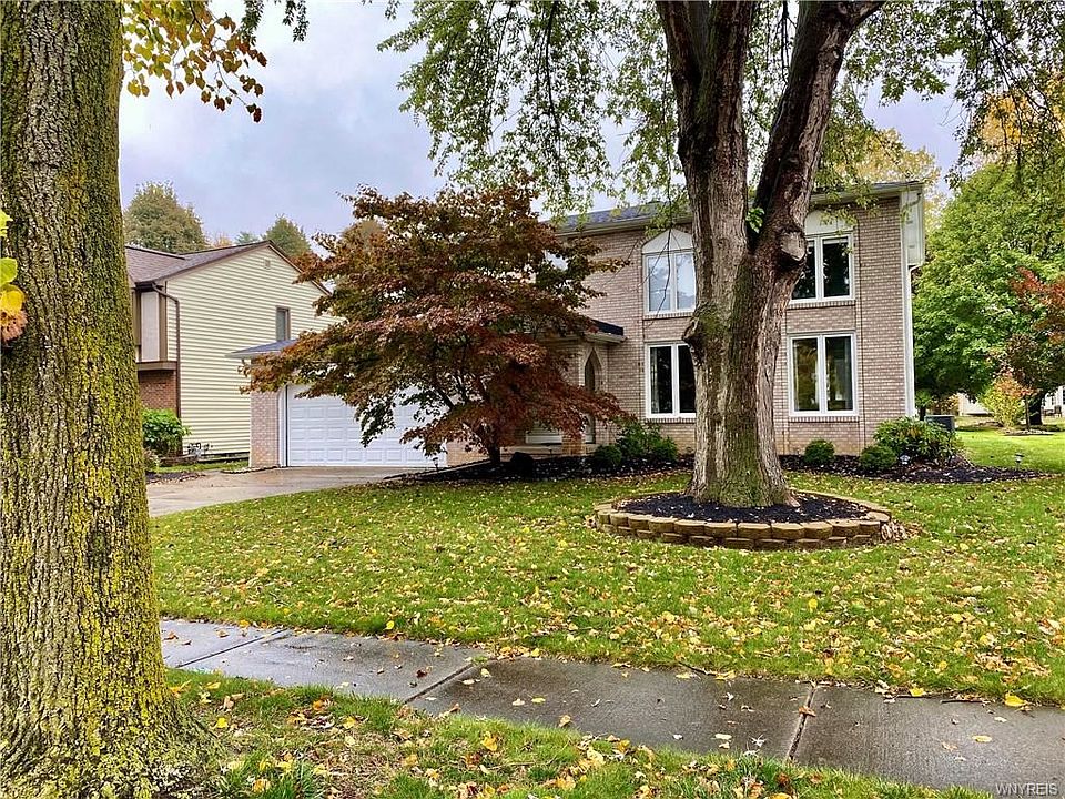 1st image of 45 Oakridge Dr