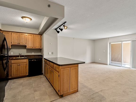 3rd image of 1025 Hancock St #7