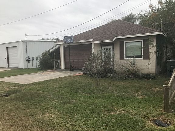 3rd image of 207 W Josephine Ave