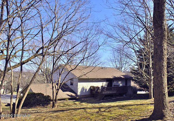 3rd image of 1295 Flint Dr