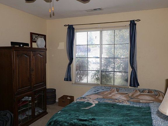 5th image of 6382 N Milburn Ave