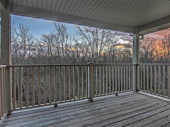 3rd image of 11022 Beacon Ct