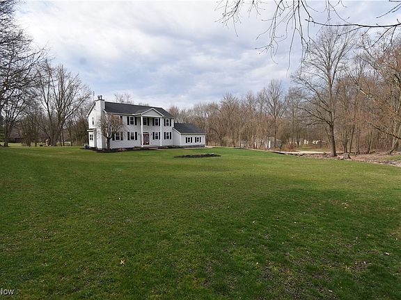 4th image of 7010 White Oak Dr