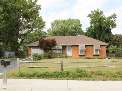 8504 E 107th St, Kansas City, MO, 64134