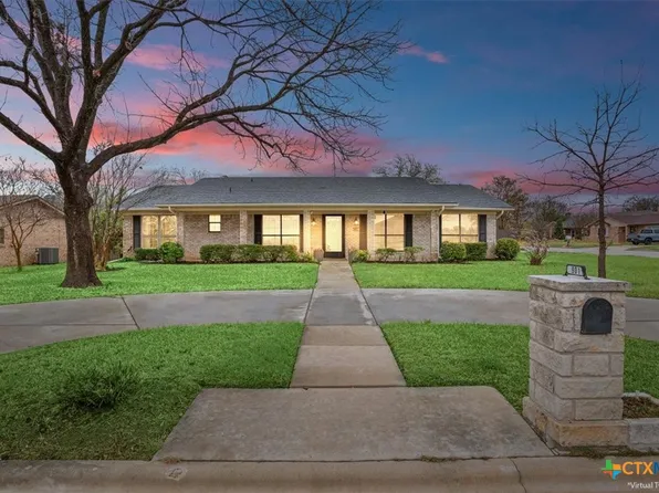 901 S Roy Reynolds Dr, Harker Heights, TX 76548