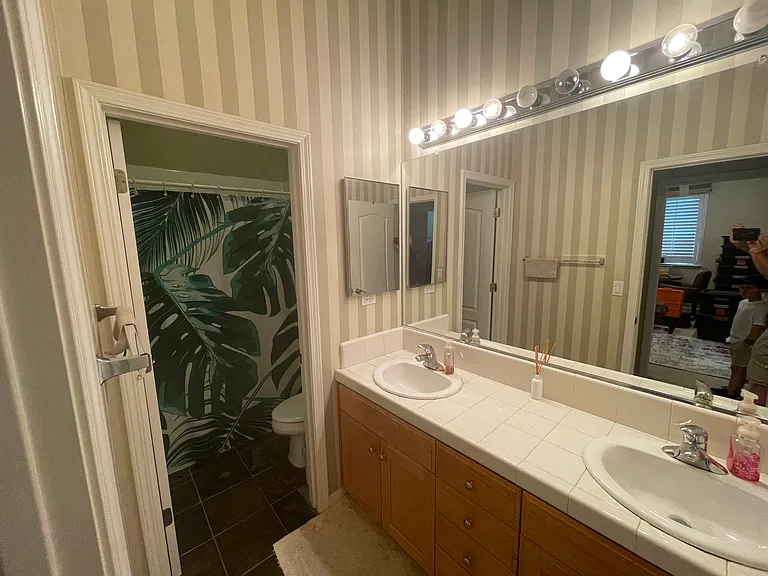 1900 Casterbridge Dr — Photo 36