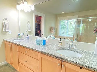 Double vanity