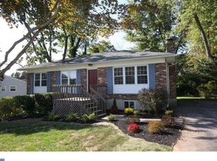 6 Old Side Ct, Newark, DE 19711