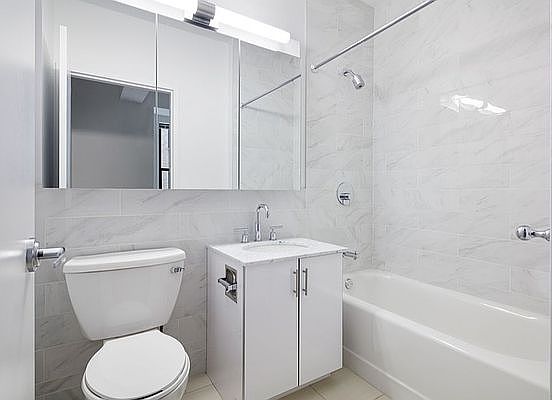 3rd image of 75 West St APT 5g