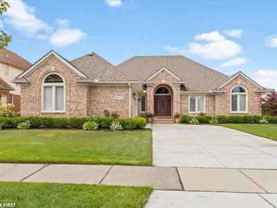 50461 Nagy Ct, Macomb, MI, 48044