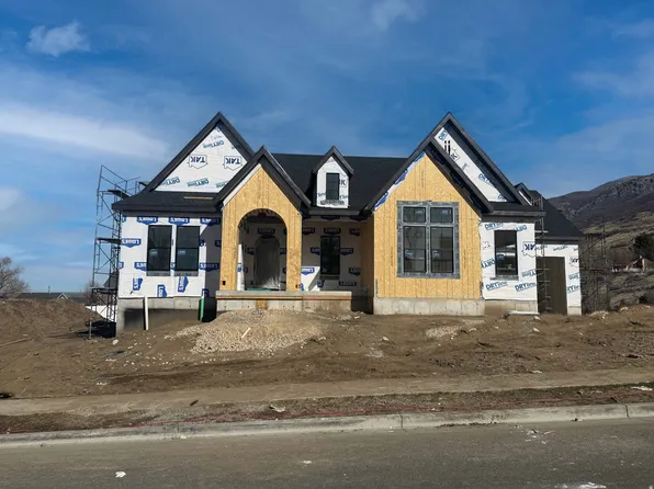 136 W Summerhill Ln, Centerville, UT 84014