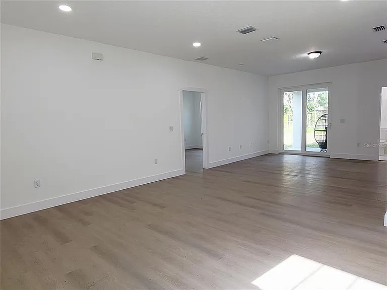 1751 Nandina Ct NW — Photo 3