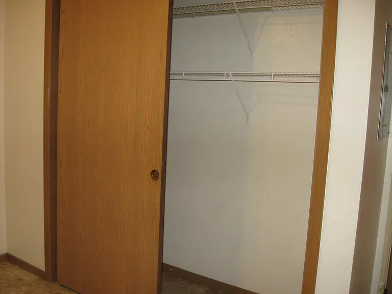 915 Spring Rd #206 — Photo 6