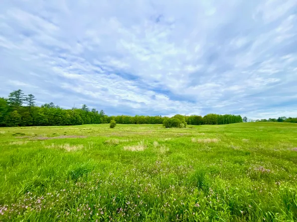 30 Joan Dixon Way, Buxton, ME 04093