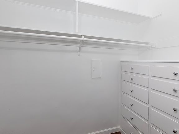 4th image of 1640 Kirkham St APT 17