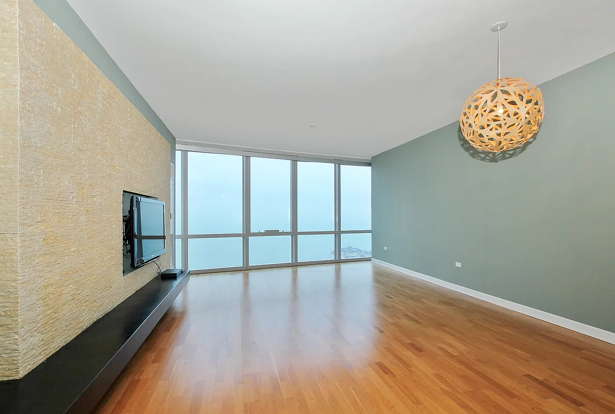 Building Photo - 1211 S Prairie Ave #4602