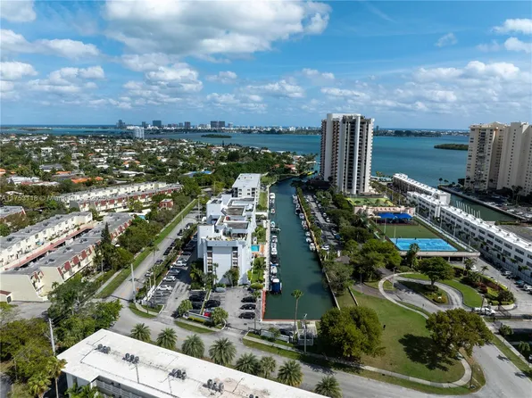 1650 NE 115th St APT 310, Miami, FL 33181