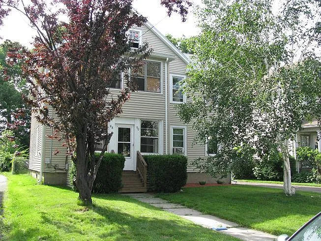 90 Woodlawn St