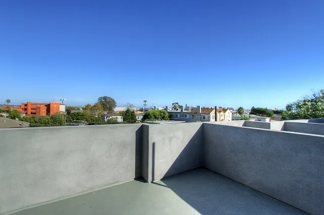 8621 Ramsgate Ave — Photo 39