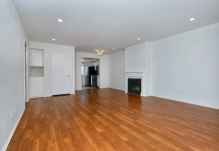 4235 Whitsett Ave #105 — Photo 10
