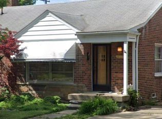 26474 Somerset Dr, Inkster, MI 48141
