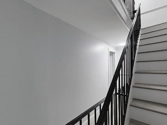 3rd image of 130 S 1st St #4