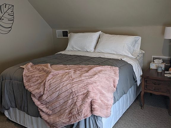 5th image of 601 S 9th St #1/2