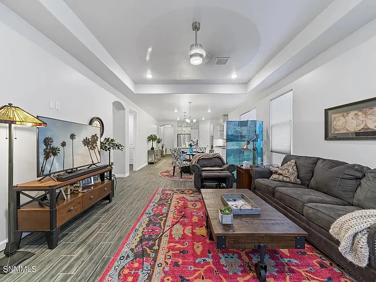 4758 Lotus Ave — Photo 11