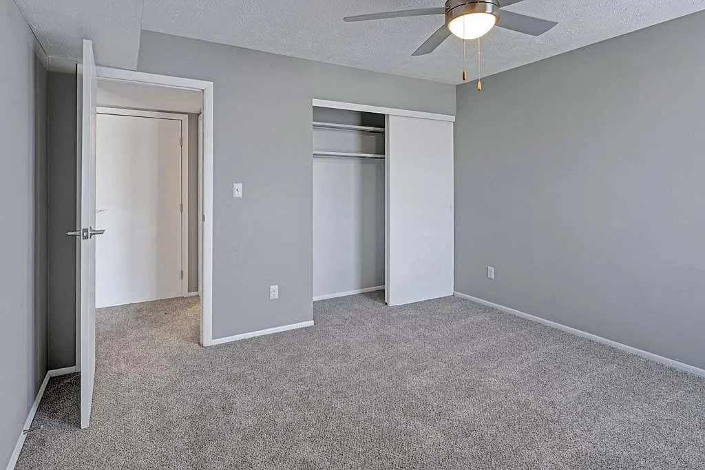 Wilson Plaza Apartments — Photo 3