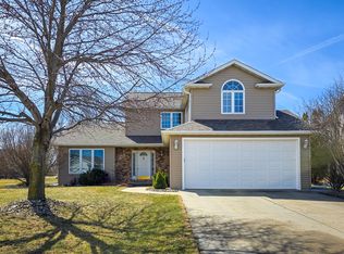 3132 Evergreen Rd, Ames, IA 50014