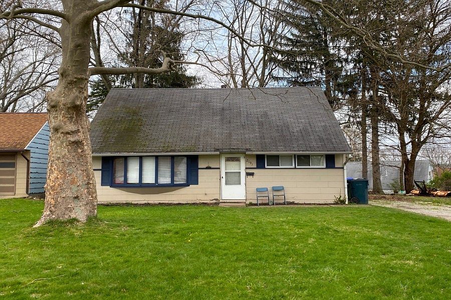 1st image of 2191 Wichert Dr
