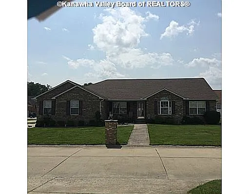 228 Frazier Way photo 1