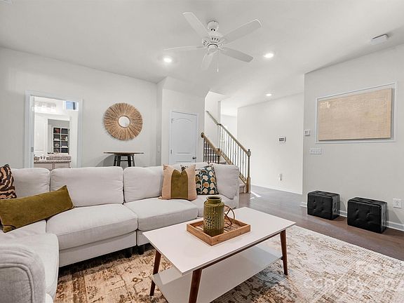 5th image of 15008 Holly Run Ln