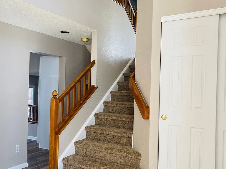 5361 S Dunkirk Way — Photo 3