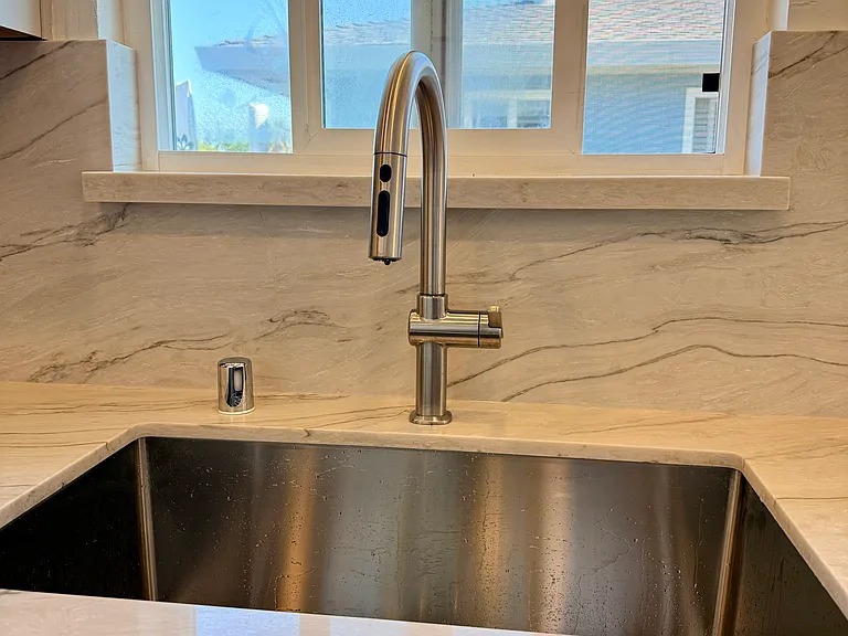 1265 Bouret Dr #4 — Photo 18