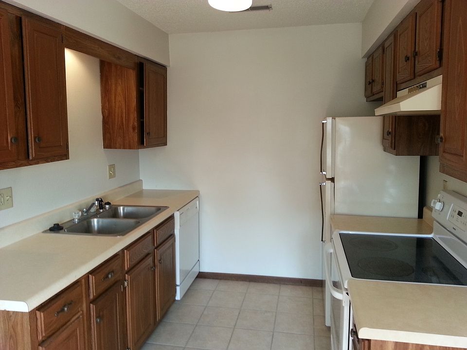 1st image of 928 Boston Way APT 4
