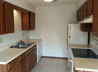 928 Boston Way APT 4, Coralville, IA 52241