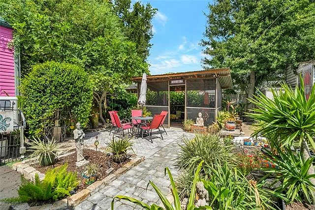 8129 Apple St — Photo 17