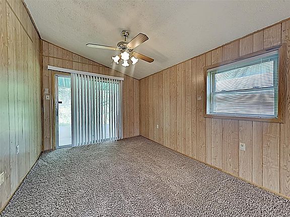 4th image of 6104 Douglas St