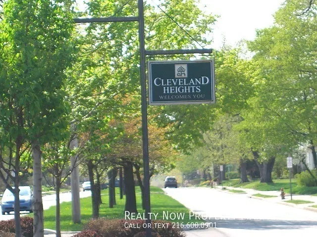 1499 Maple Rd #1499MAPLE1499 — Photo 14