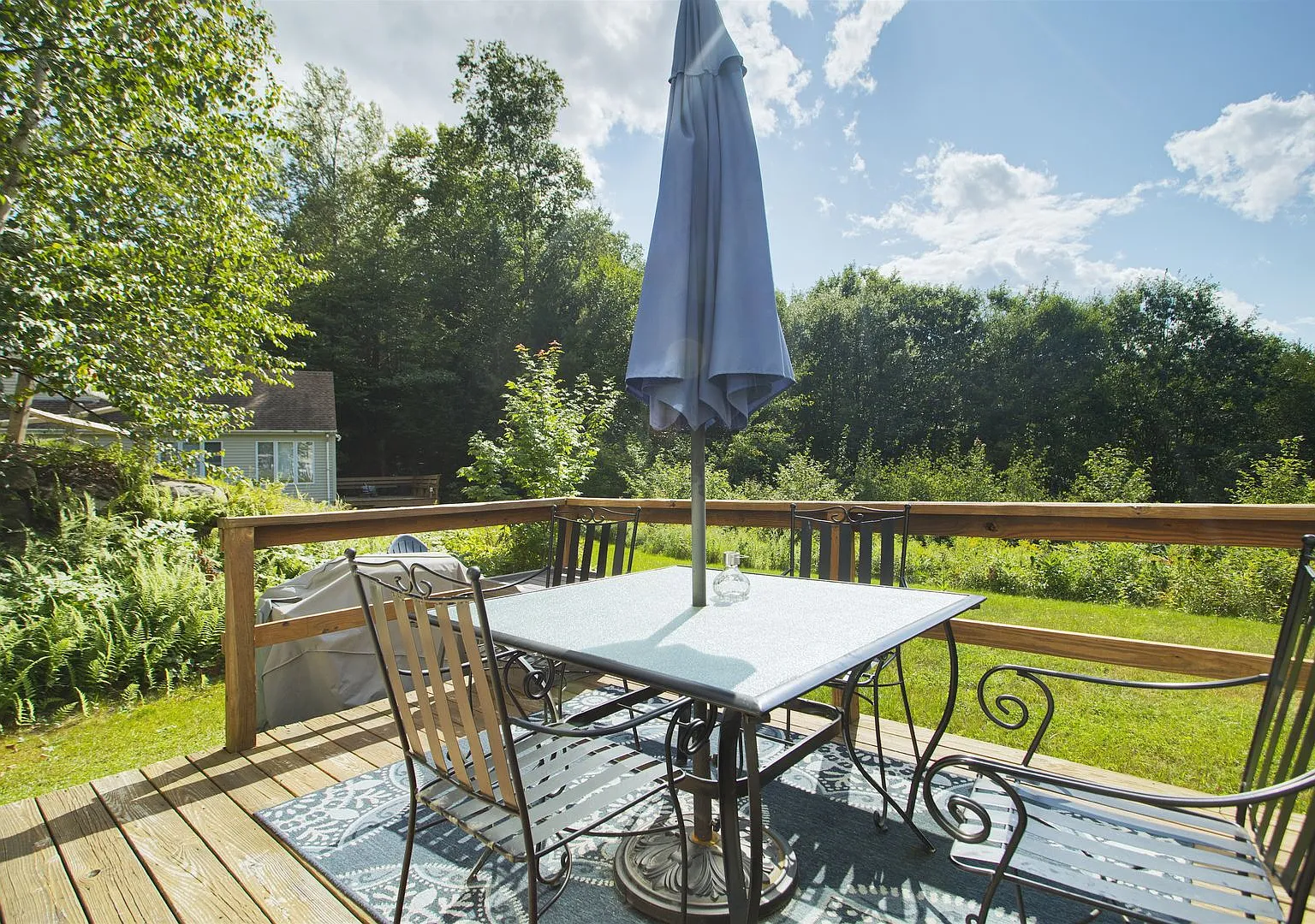 2 bedroom Winter Seasonal Condo in Waterville Estates! - $2450 - Available Nov 1 for a 6 mo lease — Photo 3