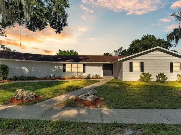 510 Queens Loop N, Lakeland, FL 33803