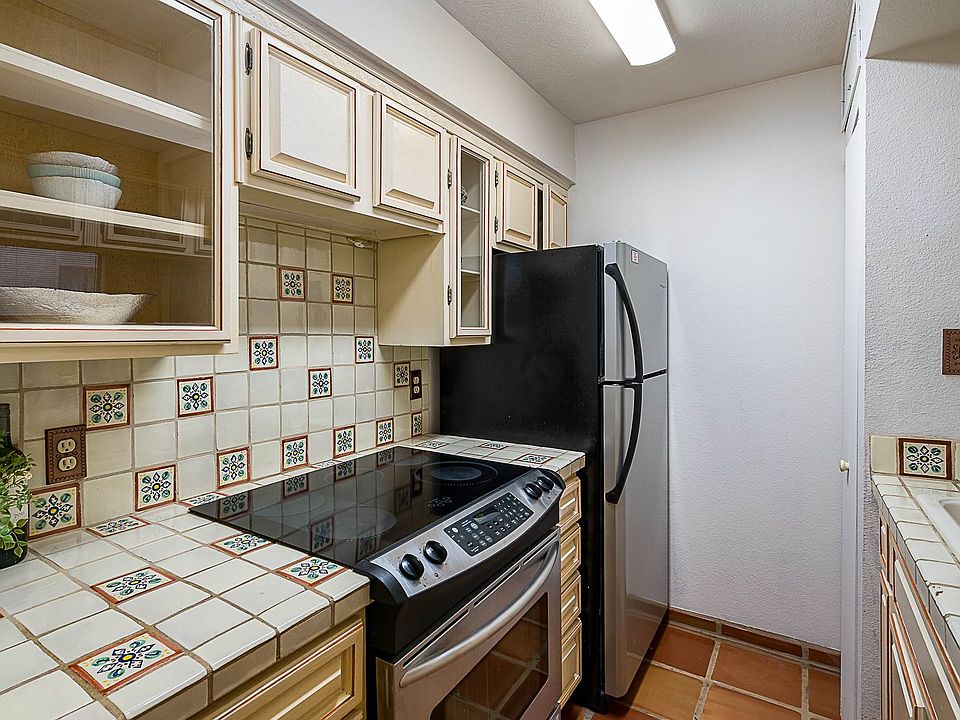 1st image of 941 Calle Mejia APT 1305