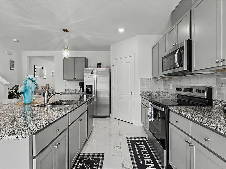 2085 Doe Run Dr — Photo 14