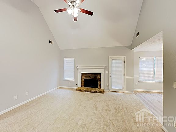 4th image of 251 Pebble Creek Dr