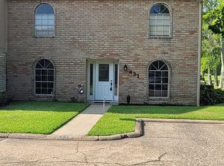 431 Yorktown Ln, Beaumont, TX 77707